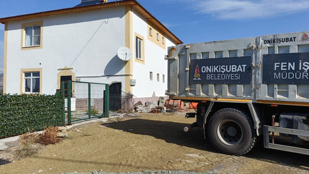 Onikişubat Belediyesi, 10 kırsal mahallede ulaşım ağını güçlendiriyor!