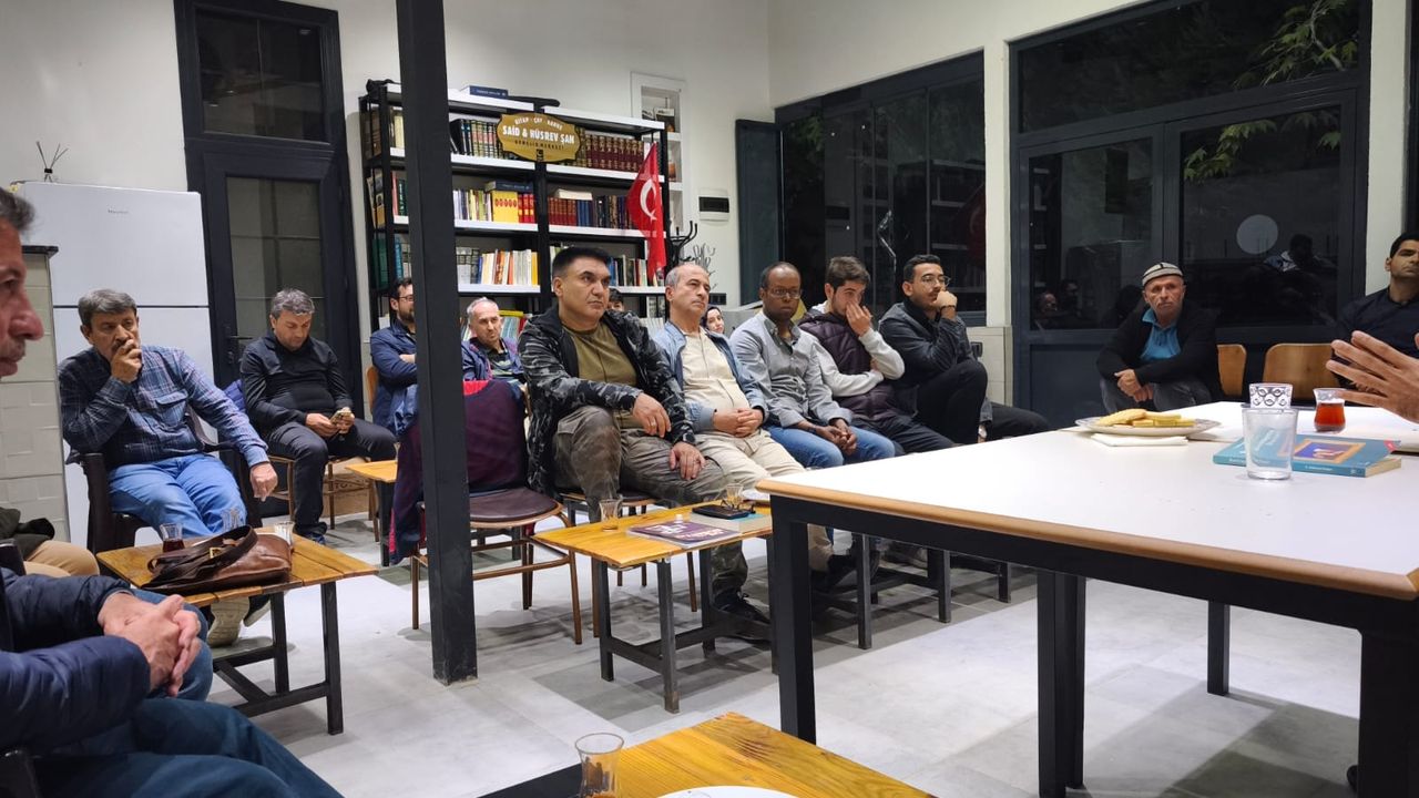 TYB Kahramanmaraş Şubesi “Batılılaşma İhaneti’ni Yeniden Okumak” Programı Düzenledi