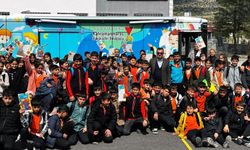 Kahramanmaraş’ta Mobil Kütüphane, Miniklerin ayağına gidiyor!