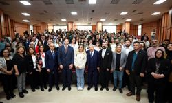 Konukoğlu Gaziantep Üniversitesinde Öğrencilere Tecrübelerini Anlattı!