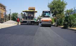 Kahramanmaraş'ta taşlar söküldü asfalt döküldü!