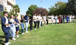 Rektör Yasım, öğrencilerle buluştu, “Üniversitene Hoş Geldin” dedi!