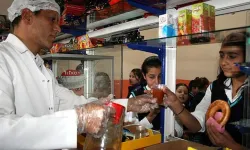Kantin fiyatlarına yüzde 25 zam: Simit 25, ayran 20 lira!
