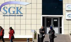 SGK'dan emeklilere tebligat şoku! 3 gün müddet verildi, maaşları faiziyle geri isteniyor