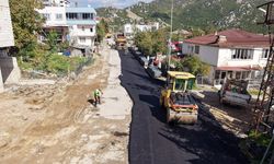 Andırın’da 2 Kilometrelik Arter Asfaltla Kaplanıyor!