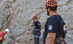 Kahramanmaraş İtfaiyesi’nden Dağcılık ve Yüksekten Kurtarma Eğitimi