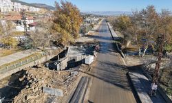 Büyükşehir’den Türkoğlu Şekeroba’da Ulaşımı Rahatlatacak Köprü Hamlesi