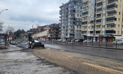 Büyükşehir’den Yağış Sonrası Yollardaki Bozulmalara Hızlı Müdahale!