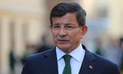Ahmet Davutoğlu: "Maddi sıkıntılar yaşıyorum, kendi yağımızla kavruluyoruz"