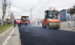 Kahramanmaraş’ta Dulkadiroğlu ve Onikişubat’ta Asfalt Seferberliği!