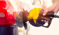 Akaryakıt zammı için gözler saat 16:00'da! Tabelalar yeniden alev alacak