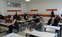 Kahramanmaraş’ta Gençler Gerçek Sınav Atmosferini Büyükşehir’in Denemeleriyle Yaşıyor!