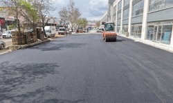 Büyükşehir, Toptancılar Sitesinde Asfalt Çalışmasını Sürdürüyor!