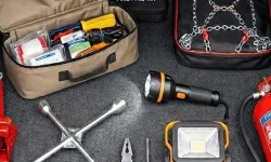 Araç Sahiplerine Yeni Zorunluluk! Bagajda Eksik Ekipmana 1.246 TL Ceza Geliyor
