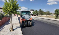 Büyükşehir, Elbistan’daki Tepebaşı Caddesi’nde Asfalt Mesaisine Başladı!