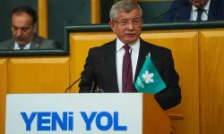 Gelecek Partisi kapandı, Ahmet Davutoğlu siyaseti bıraktı!