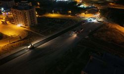 Kahramanmaraş’ta 30 Metrelik Bulvarda Sıcak Asfalta Başlandı