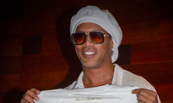 Ronaldinho Futbola Geri Mi Döndü? Hangi Takımla Anlaştı? (46 Yaşındaki Efsanenin Yeni Kulübü)