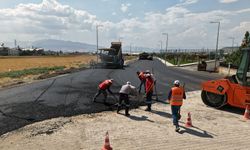 Büyükşehir, Dulkadiroğlu’nda Asfalt Mesaisini Sürdürüyor