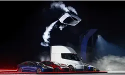 Tesla Uçan Araba Gerçek mi? Yeni Roadster’ın Özellikleri ve Türkiye Fiyatı