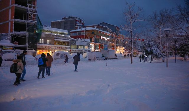 Otellerde kar fırsatçılığı! 300 liradan 1000 euroya