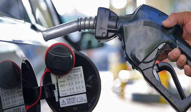 Benzine kallavi zam geliyor! 21 lirayı aşacak..