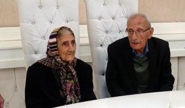 90 yaşındaki gelin ile 77 yaşındaki damat nikah masasında!