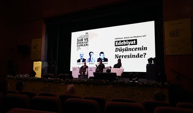 Usta Kalemler ‘Edebiyat Düşüncenin Neresinde?’ Konusunu Ele Aldı