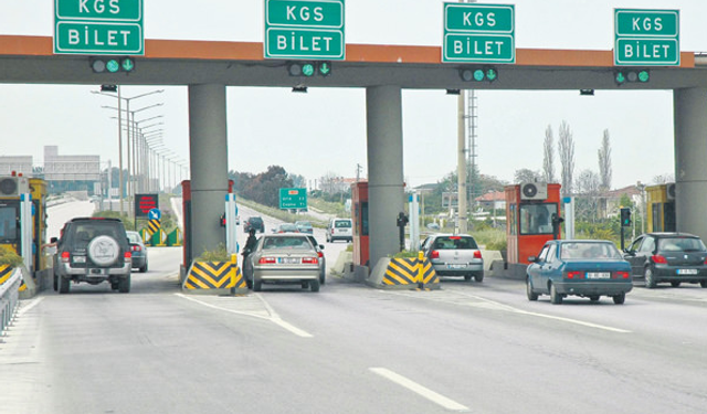 Otoyol ve köprü ücretlerine zam! 