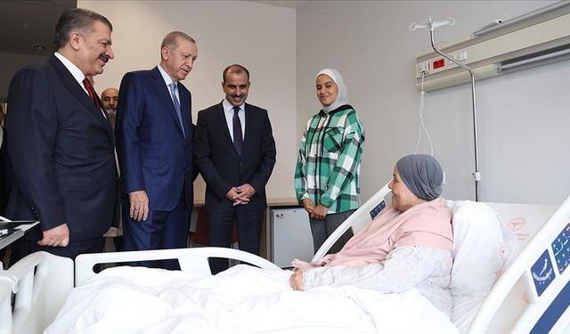 Cumhurbaşkanı Erdoğan, Gazze'den getirilen hastaları ziyaret etti