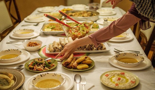 Restoranlara Ramazan ayarı! Dışarıda iftar, bu fiyatlarla hayal