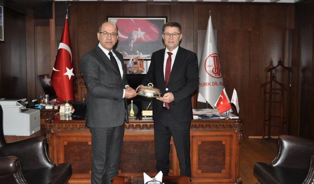 KSÜ’de TDK İş Birliği ile"Kaşgarlı Mahmud ve Dîvânu Lugâti't-Türk'ün 950. Yıl Dönümü" Sempozyumu Yapılacak