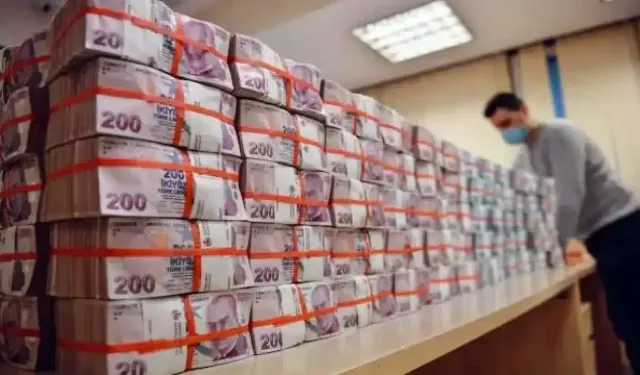 Yeni paralar basıldı: O banknotlar tedavüle sürüldü!