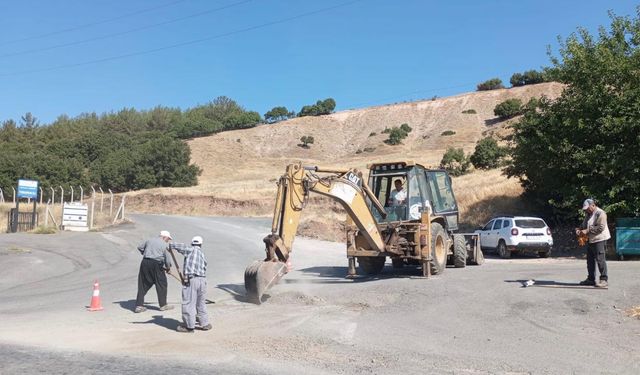 Kahramanmaraş’ta Yusufhacılı Mahallesi’nde asfalt çalışmaları devam ediyor