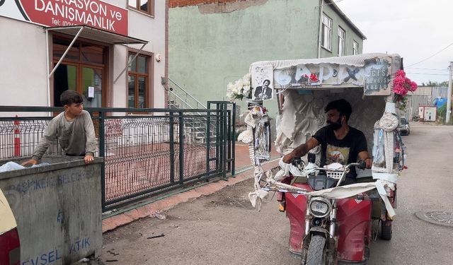 Suriyeli sanılmaktan korktu, motosikletine bakın ne yazdı! "Artık önümü kesmiyorlar"