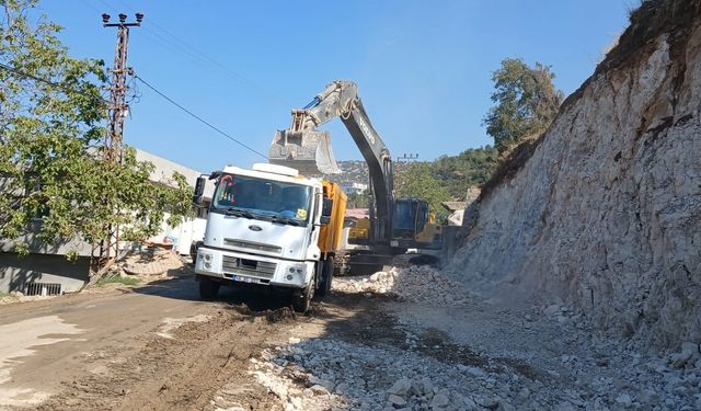 Büyükşehir, Ağabeyli Grup Yolu’nu genişletiyor!