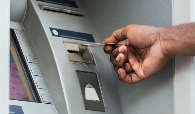 ATM’ler Neden Çalışmıyor? Uzmanlar Uyarıyor: Bankalar Bilerek Nakit Vermiyor