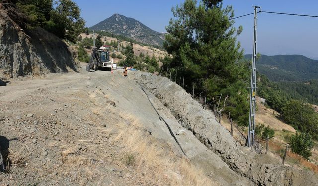 Kahramanmaraş’ta Köşürge’nin Yeni İçmesuyu Hattının İmalatı Sürüyor