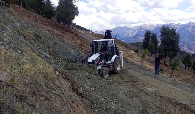 Onikişubat’ın kırsal mahallelerinde ulaşım altyapısı güçlendiriliyor