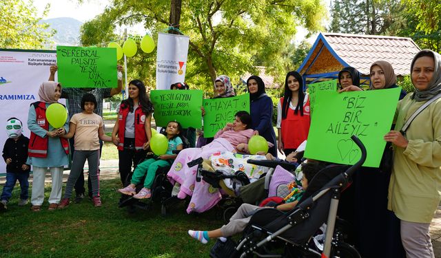 Kahramanmaraş’ta farkındalık etkinliği özel çocukların yüzünü güldürdü