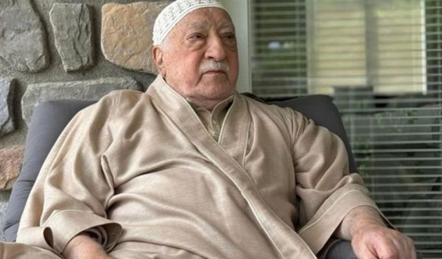 FETÖ’nün çantası açıldı, içinden vasiyeti çıktı! 2 bin dolar "kefen parası", 12 bin 640 dolar değerinde çeyrek altın, kö