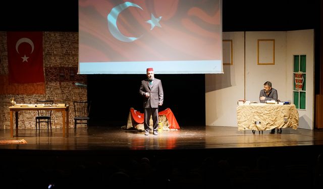 İstiklal Şairi Ersoy’un hayatı sahneye taşındı