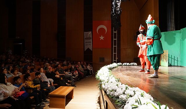 Minikler Ramazan’ın Ruhunu Sanatla Keşfediyor!