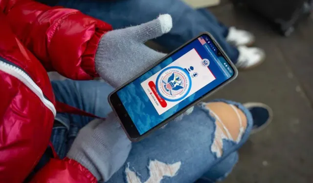 ABD ülkeyi terk edende 1000 dolar verecek!