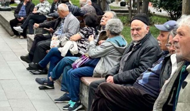 Emekliye bedava oldu: Kimliğini gösteren para ödemeyecek