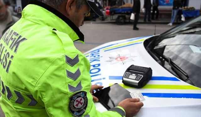 Trafikte bunu yapan 180 Bin TL Ceza ödeyecek! Yeni Düzenleme Yolda