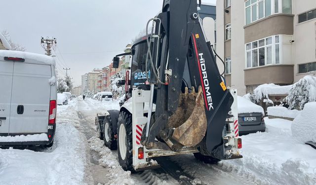 KASKİ’den Karla Mücadeleye Destek!