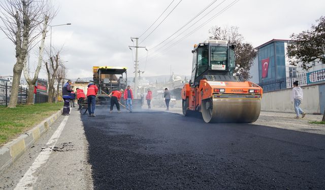 Kahramanmaraş’ta Dulkadiroğlu ve Onikişubat’ta Asfalt Seferberliği!