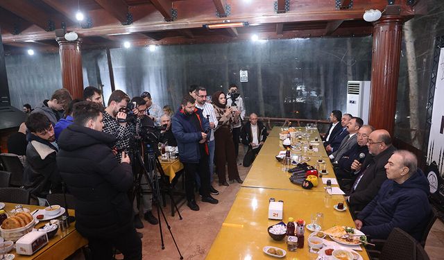 Başkan Akpınar, Basın Mensuplarıyla İftar Programında Bir Araya Geldi!