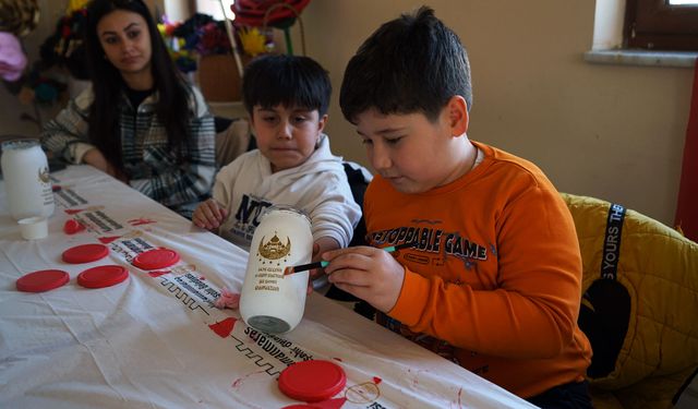 Kahramanmaraş’ta Minik Eller Ramazan Kandili Tasarladı!